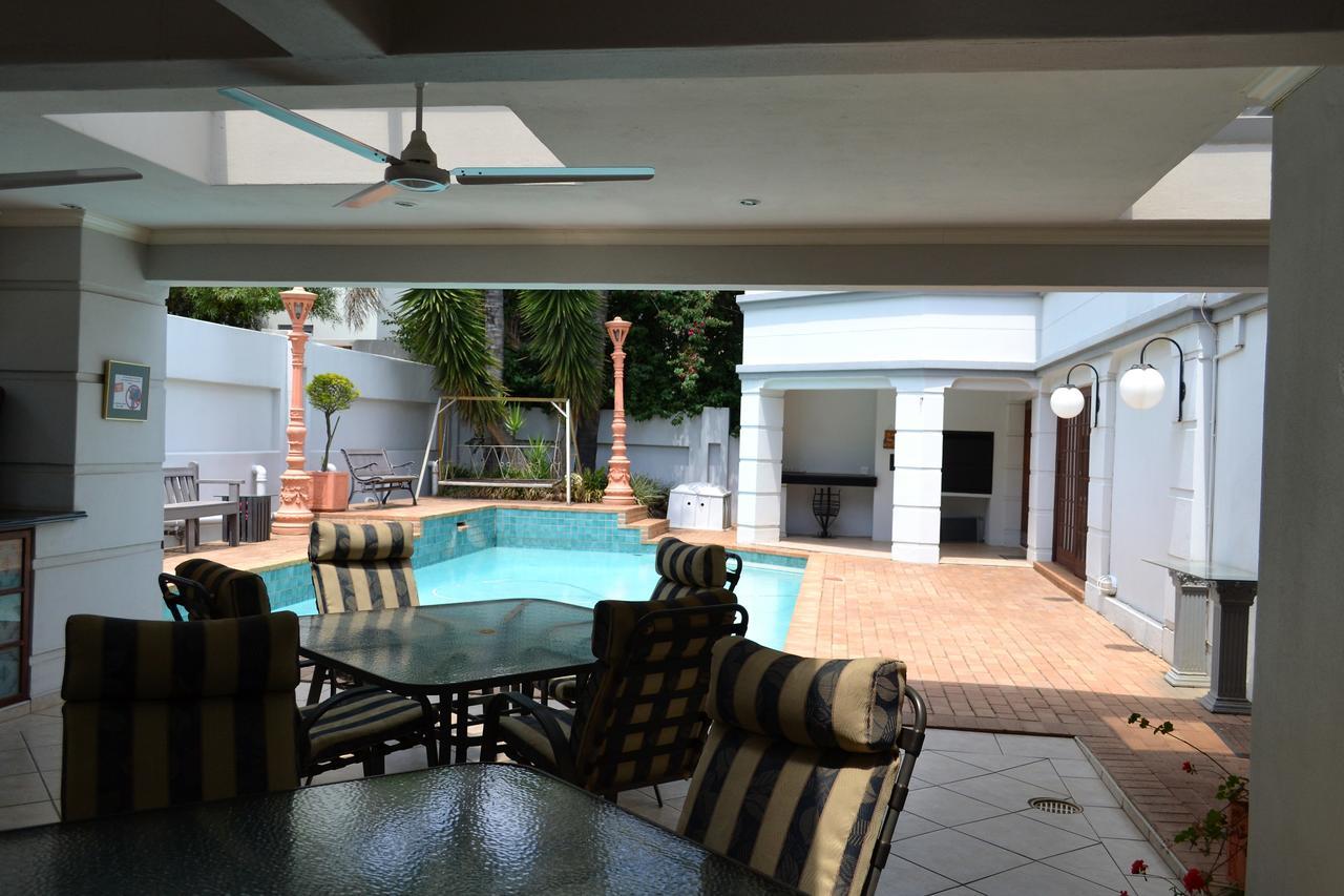 The Baobab Villa Midrand Eksteriør bilde