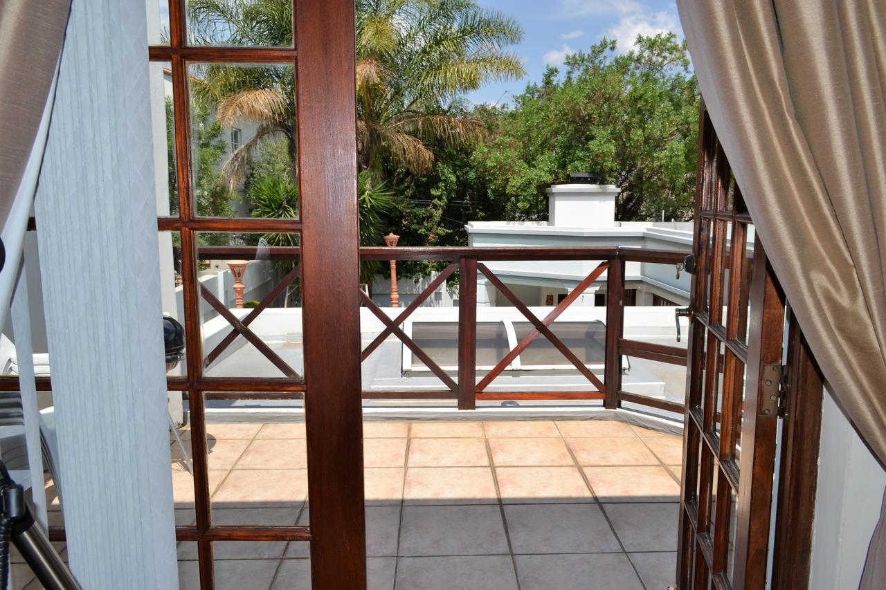 The Baobab Villa Midrand Eksteriør bilde