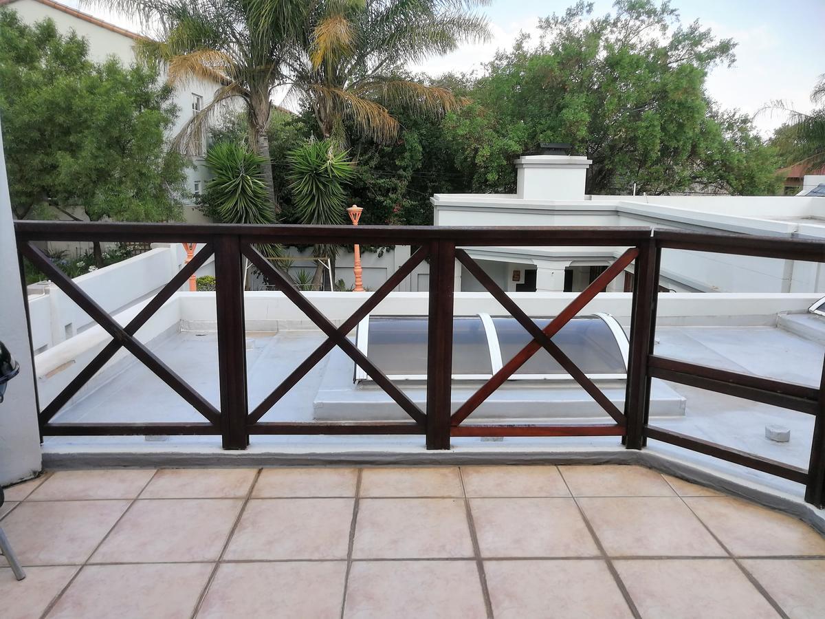 The Baobab Villa Midrand Eksteriør bilde