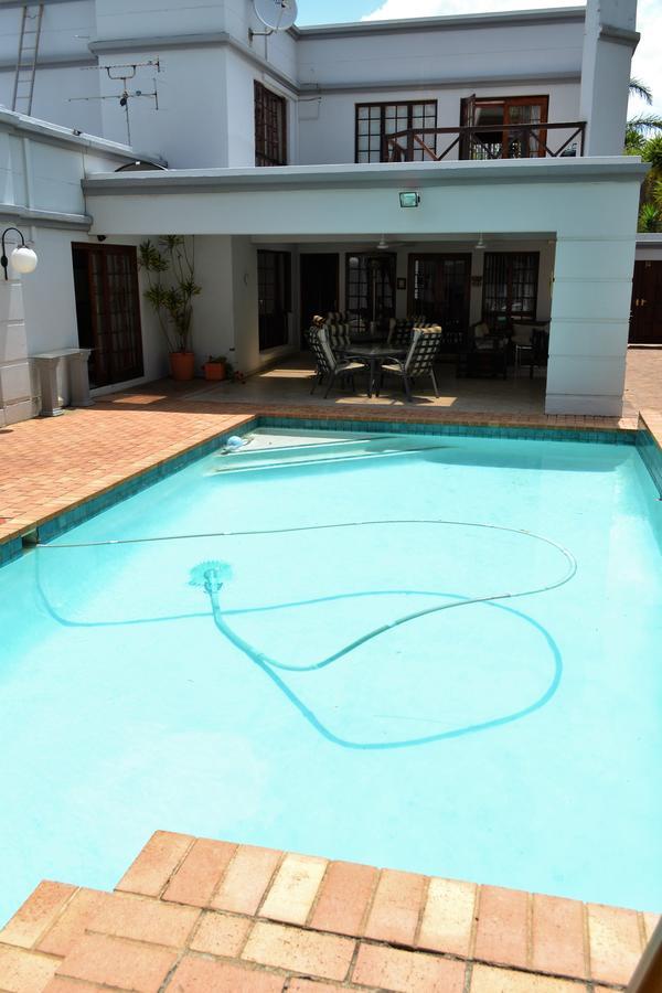 The Baobab Villa Midrand Eksteriør bilde