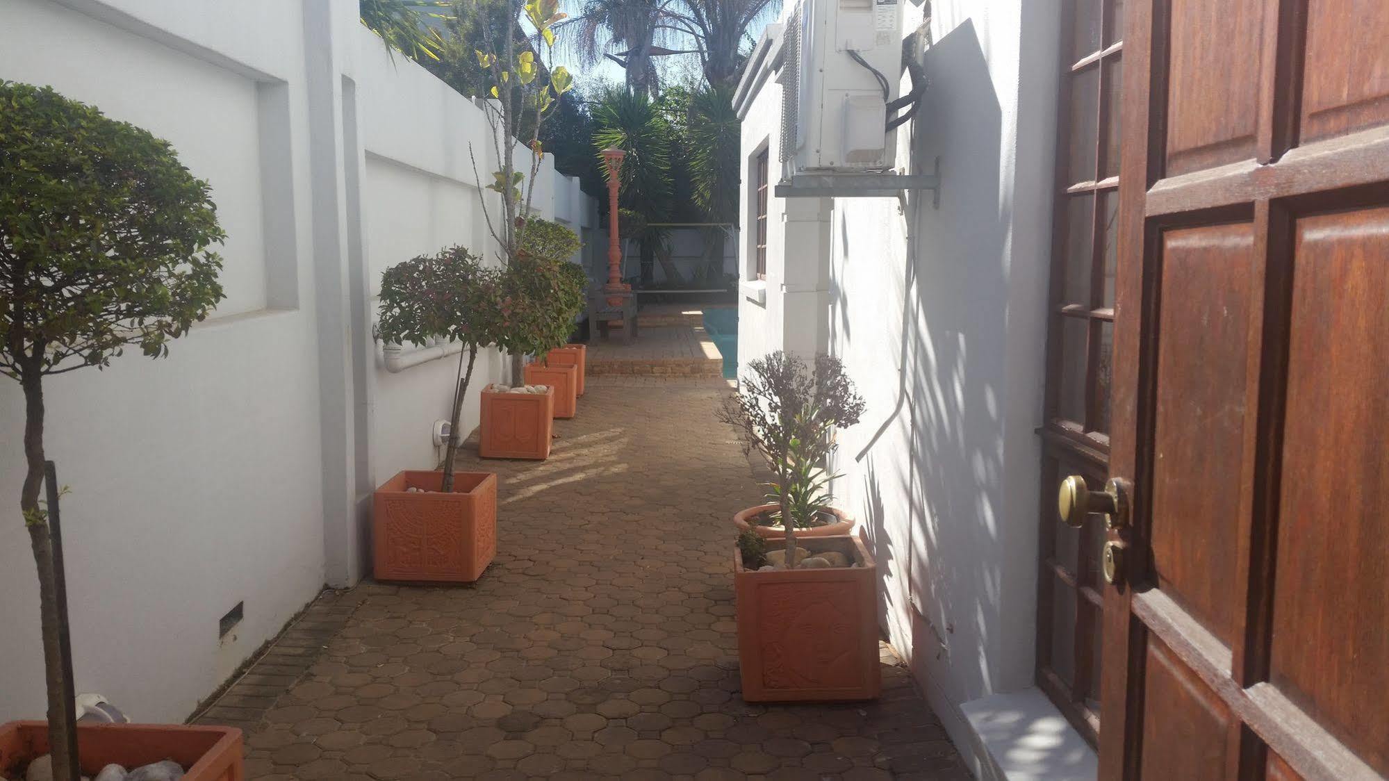 The Baobab Villa Midrand Eksteriør bilde