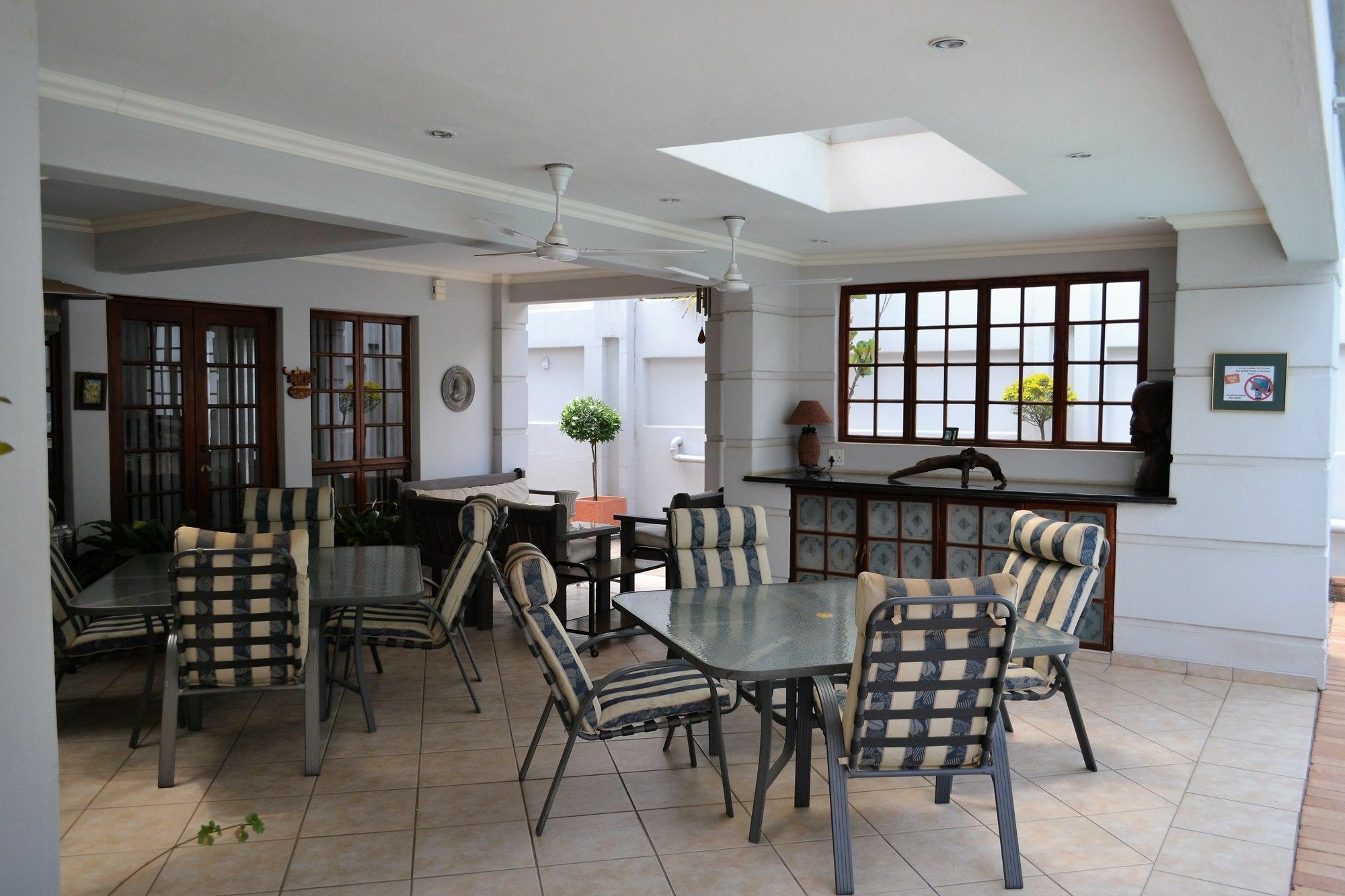The Baobab Villa Midrand Eksteriør bilde