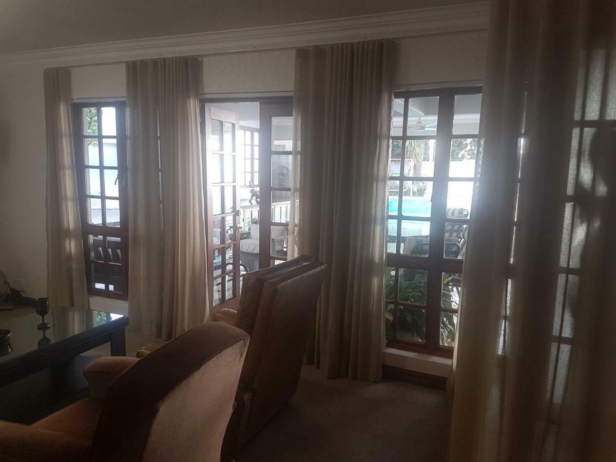 The Baobab Villa Midrand Eksteriør bilde