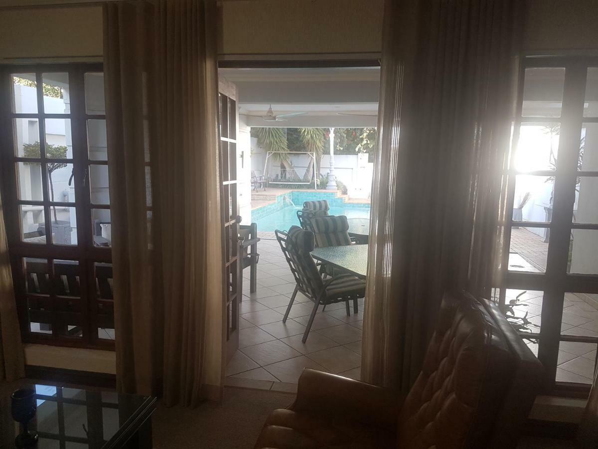 The Baobab Villa Midrand Eksteriør bilde